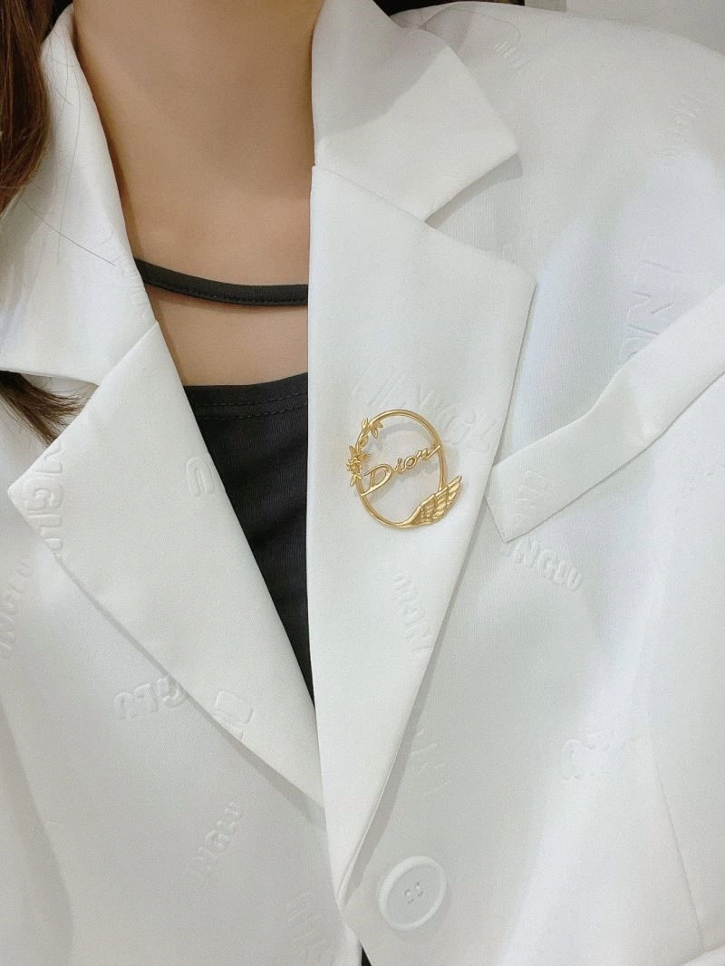 Christian Dior Brooches Stylish 233628