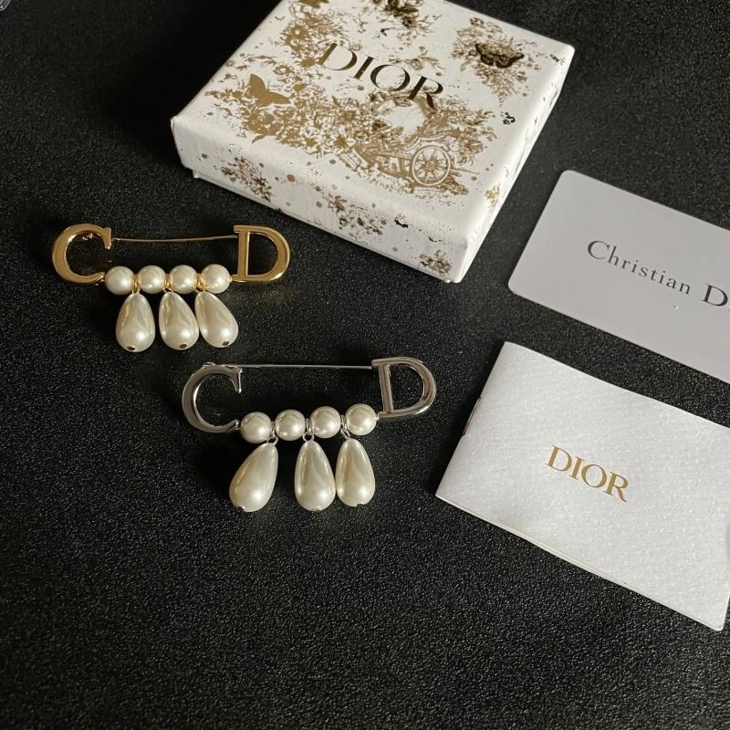 Christian Dior Brooches FreshLook 233688