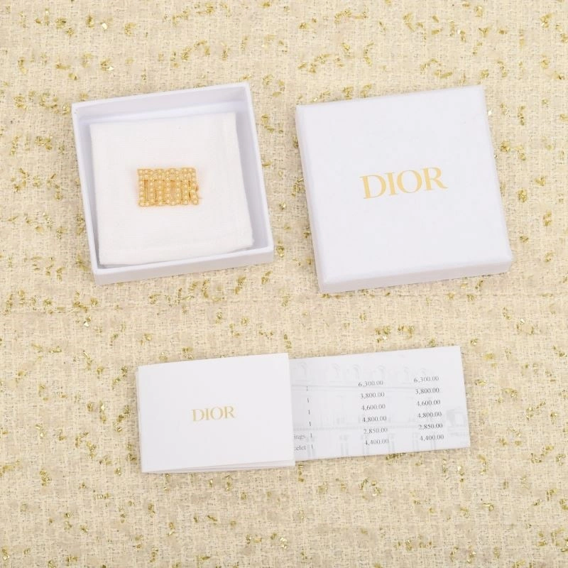 Christian Dior Brooches TopPick 233620