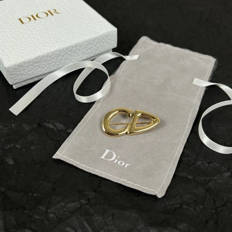 UrbanStyle Christian Dior Brooches 233243