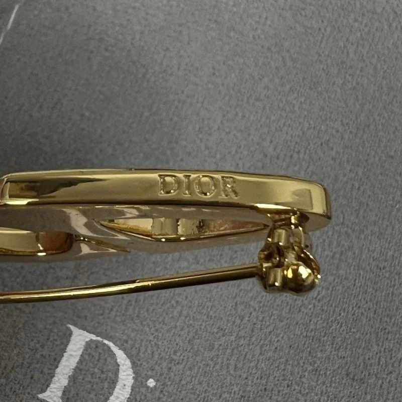 UrbanStyle Christian Dior Brooches 233243