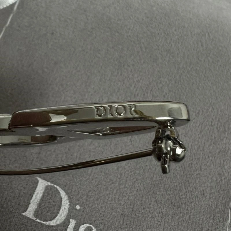 Christian Dior Brooches Sustainable 233251