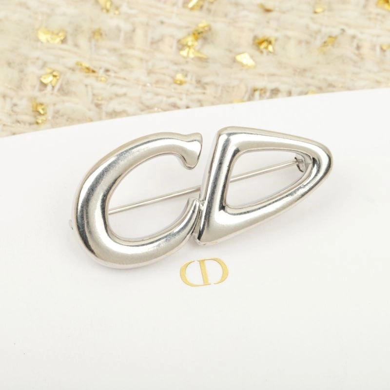Chic Christian Dior Brooches 233267