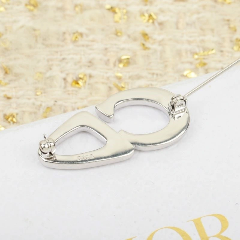 Chic Christian Dior Brooches 233267
