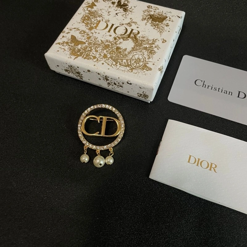 Vibrant Christian Dior Brooches 233245