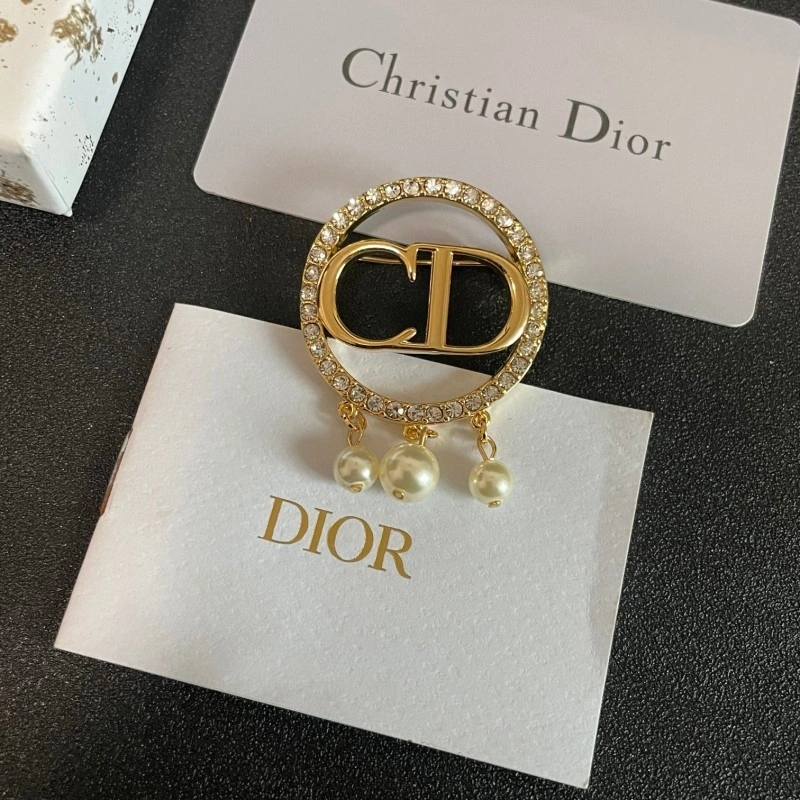 Vibrant Christian Dior Brooches 233245