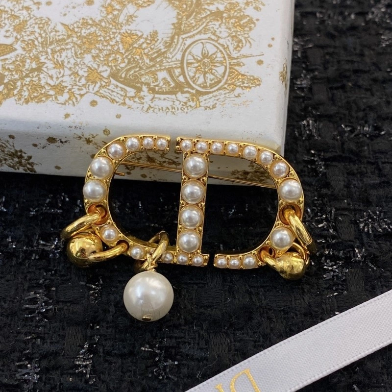OdorResistant Christian Dior Brooches 233238