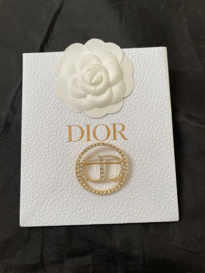Christian Dior Brooches FashionForward 232838