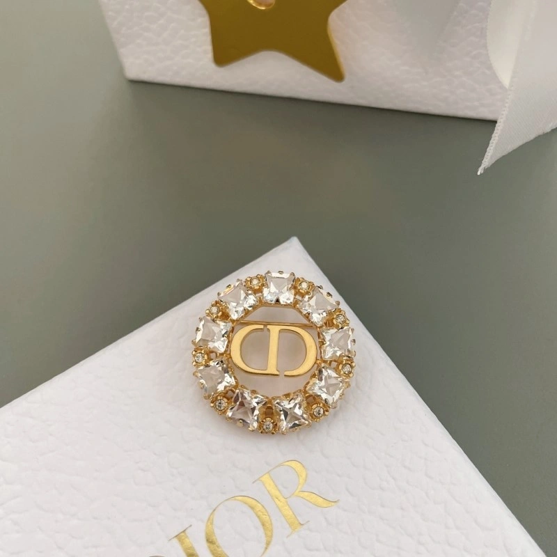 SmoothTexture Christian Dior Brooches 232828