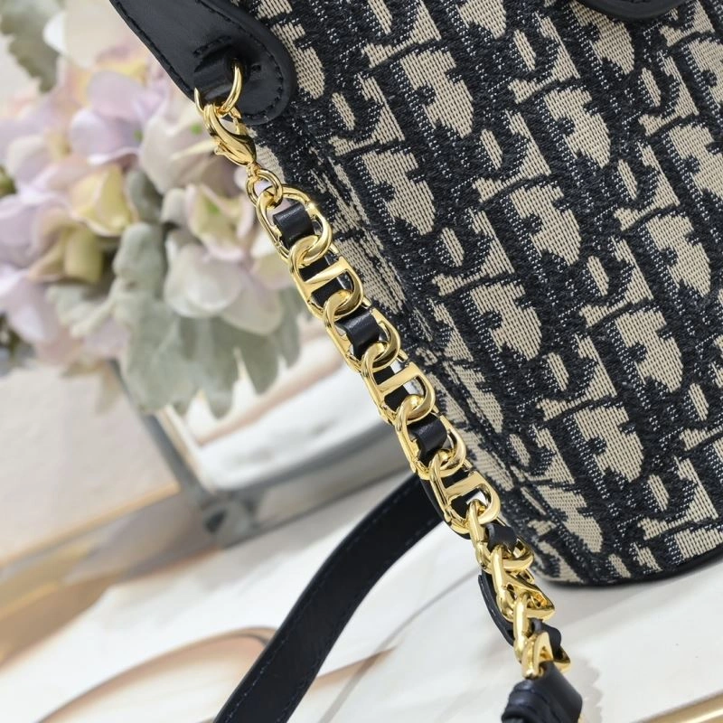 Christian Dior Bucket Bags EyeCatching 87882