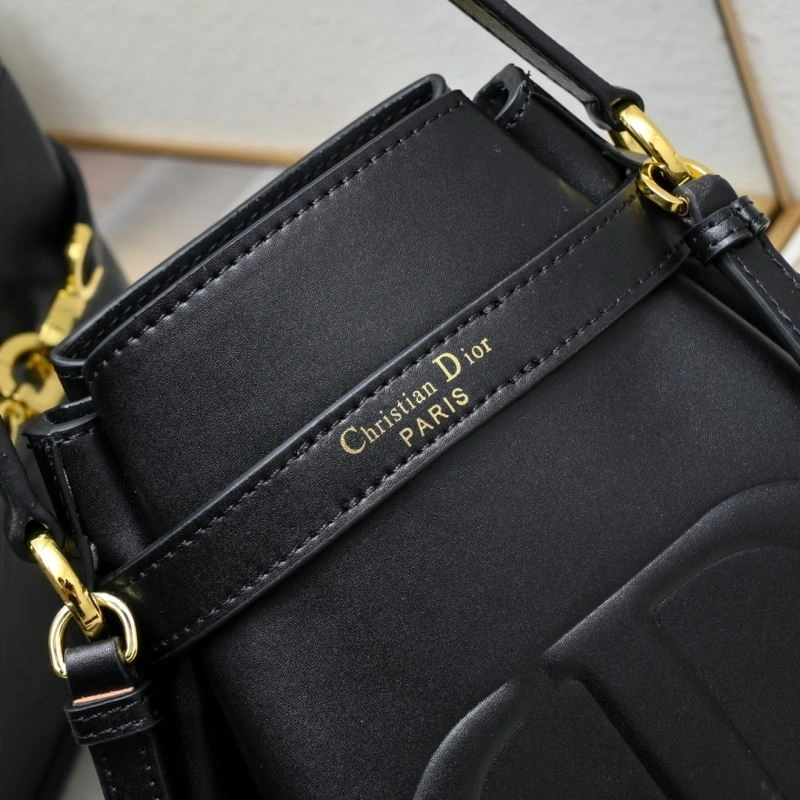 Flexible Christian Dior Bucket Bags 87884