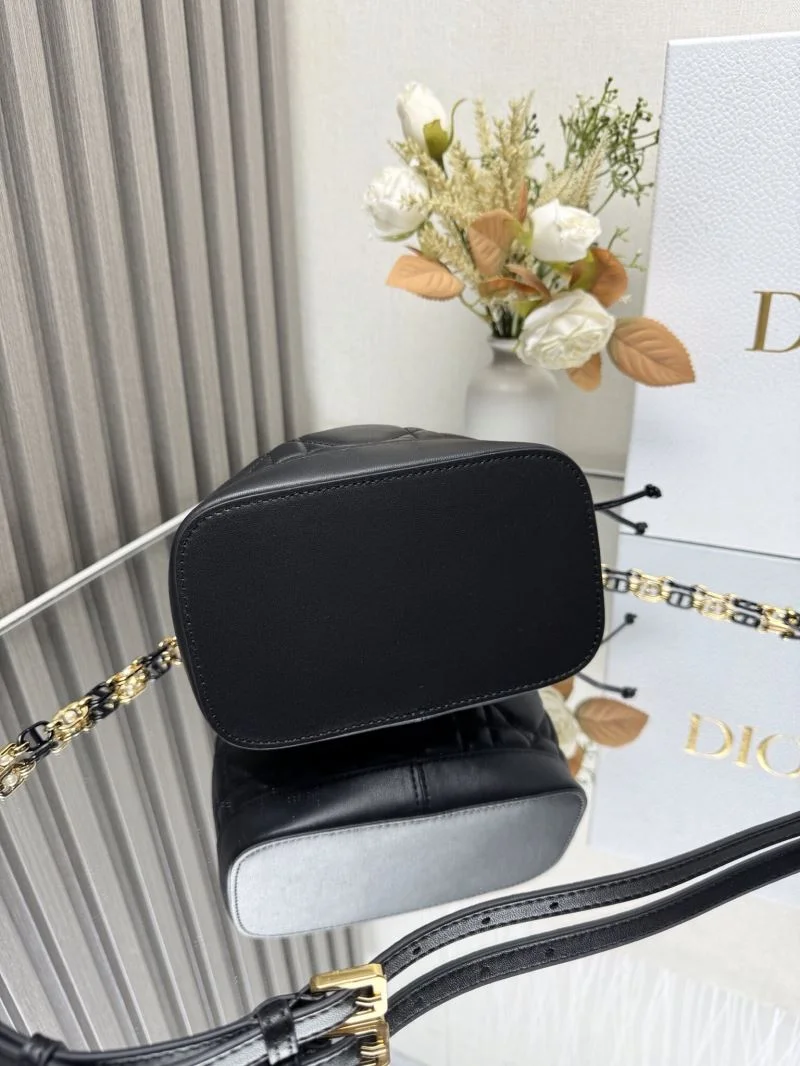 EyeCatching Christian Dior Bucket Bags 47669