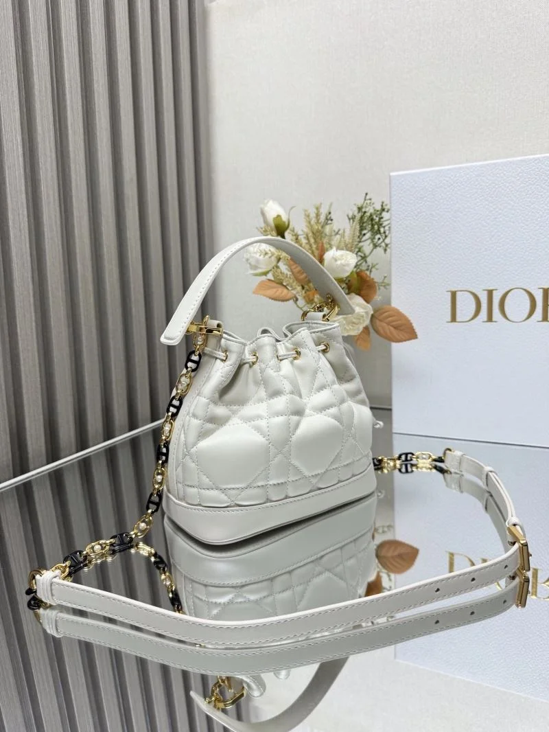 Christian Dior Bucket Bags TechFriendly 47667
