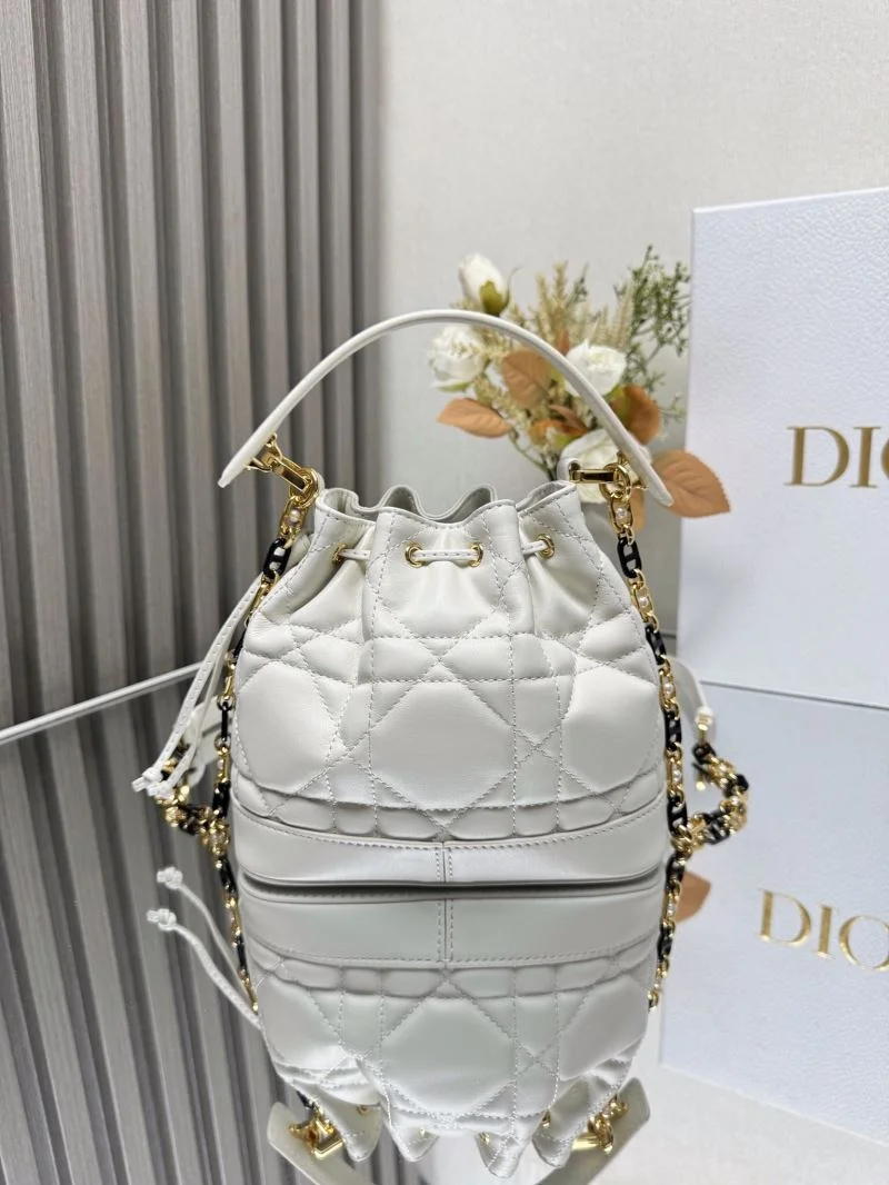 Christian Dior Bucket Bags TechFriendly 47667