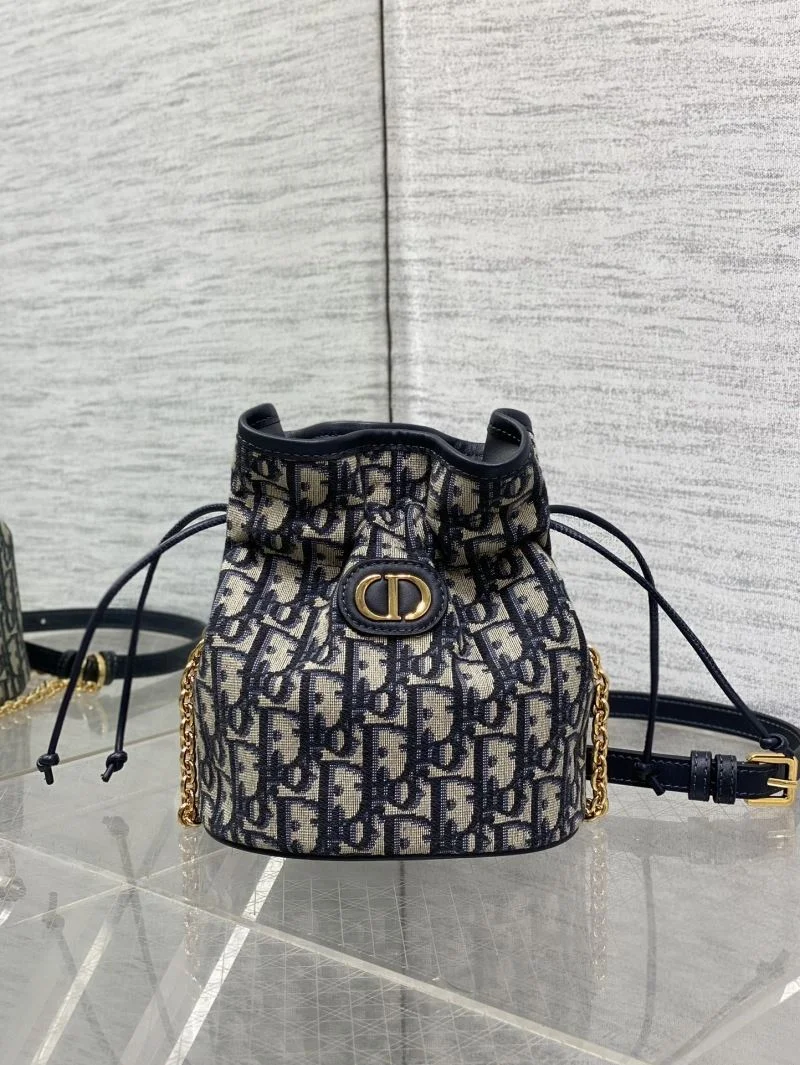 WellDesigned Christian Dior Bucket Bags 47662
