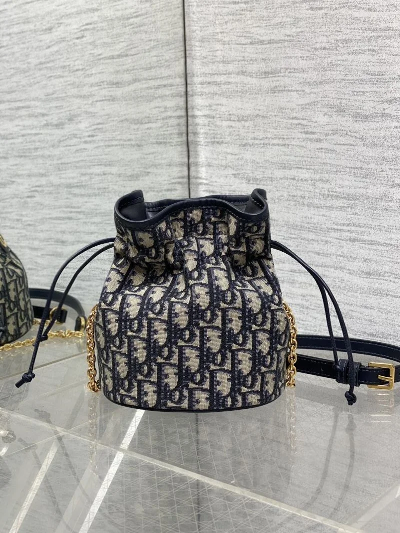 WellDesigned Christian Dior Bucket Bags 47662