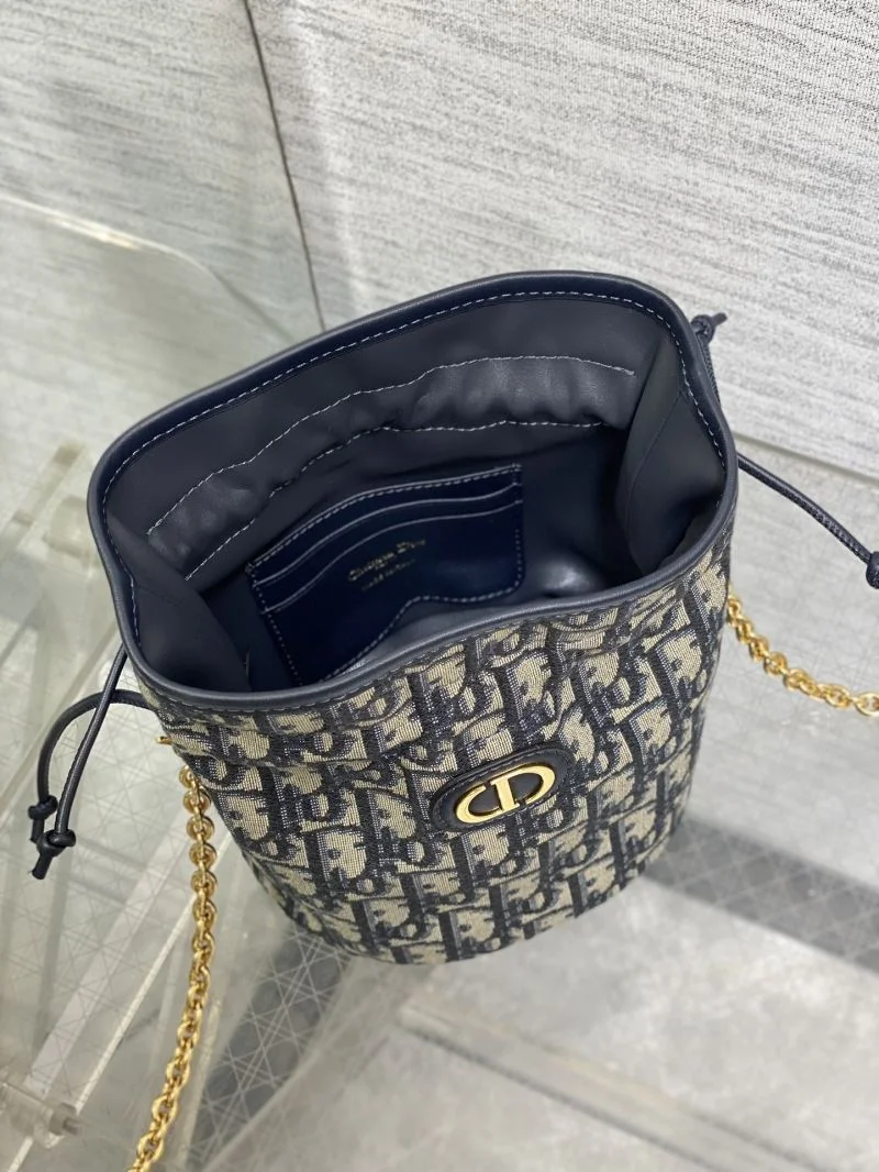 WellDesigned Christian Dior Bucket Bags 47662
