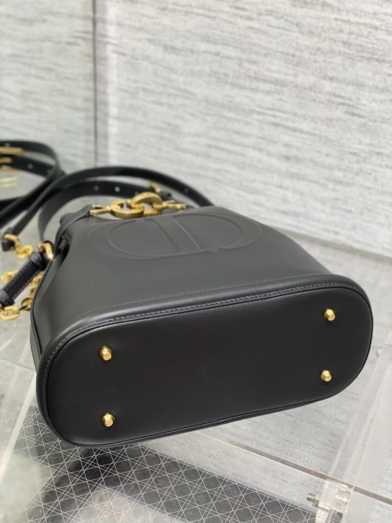 Christian Dior Bucket Bags Versatile 47661