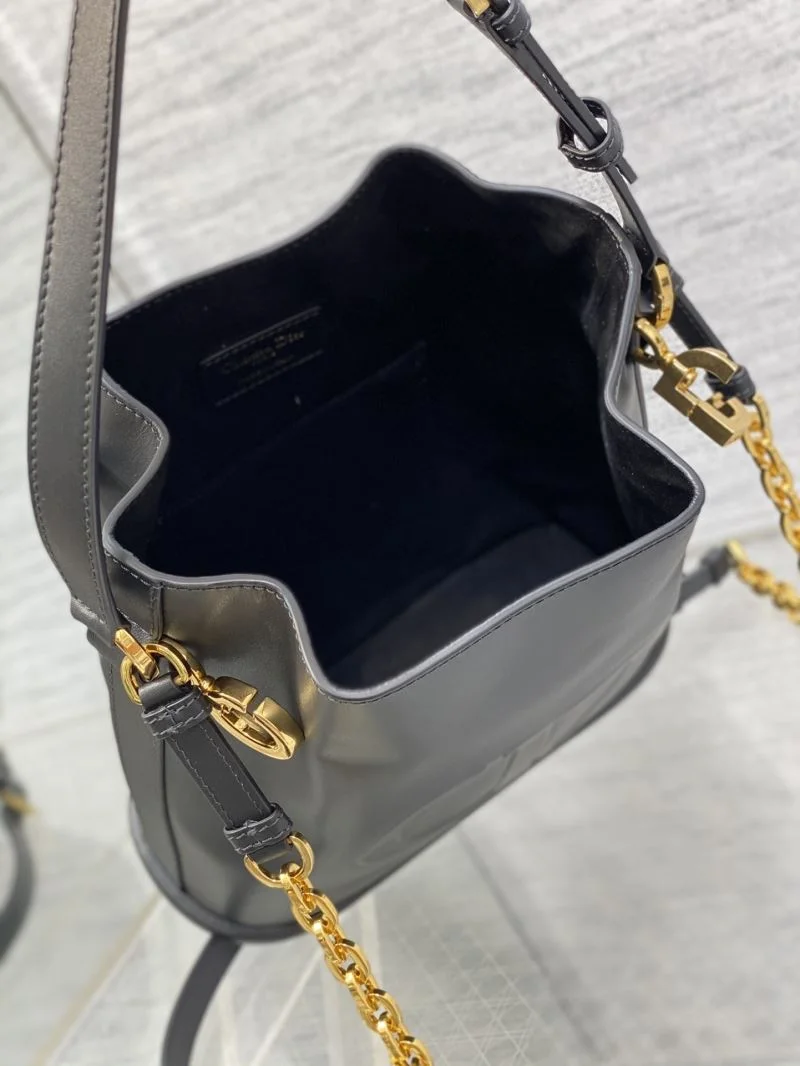 Christian Dior Bucket Bags Versatile 47661