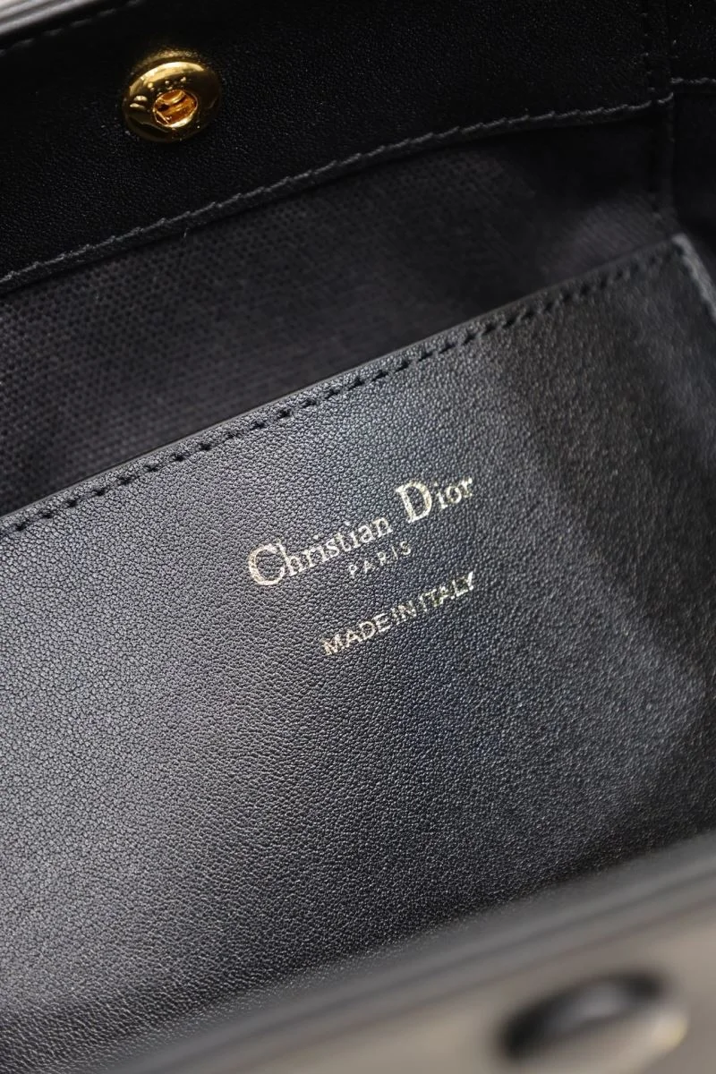 Christian Dior Bucket Bags ModernLook 47650