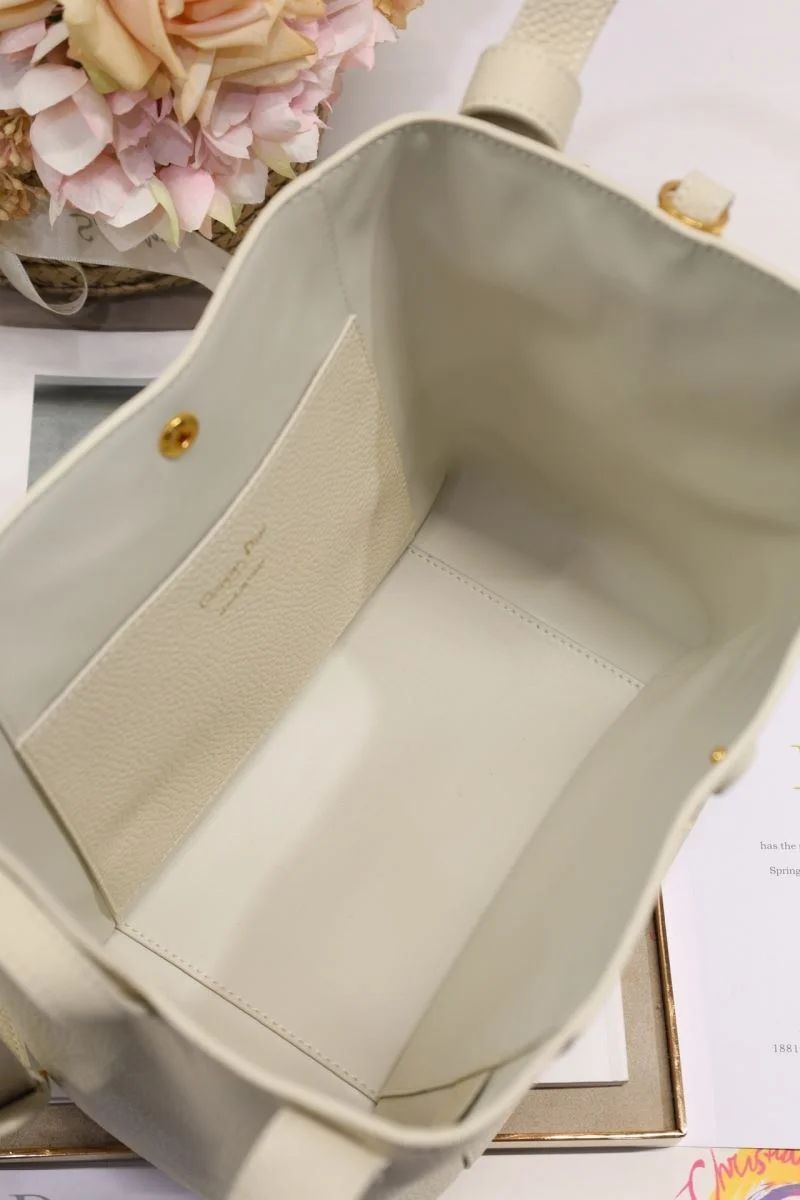 Christian Dior Bucket Bags WrinkleFree 47635
