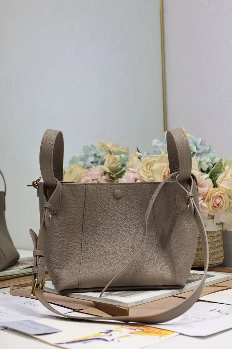 Refined Christian Dior Bucket Bags 47640
