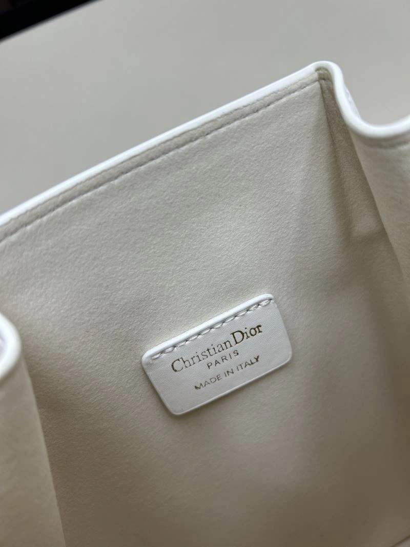 Unisex Christian Dior Bucket Bags 84328