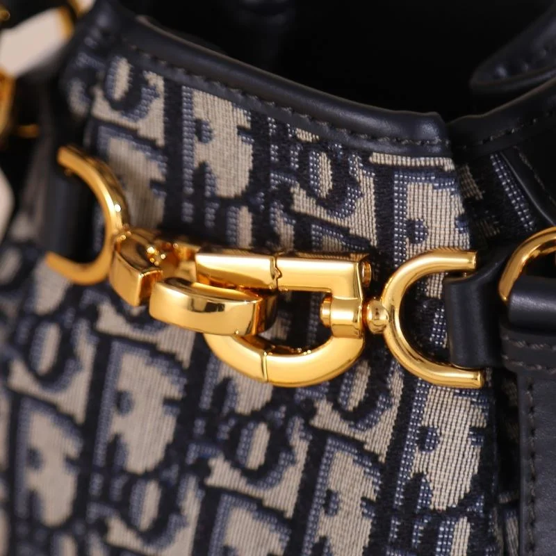 HighQuality Christian Dior Bucket Bags 46501