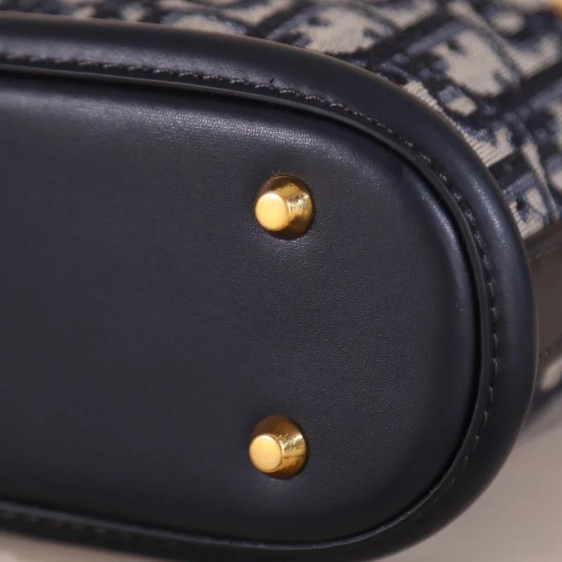 HighQuality Christian Dior Bucket Bags 46501