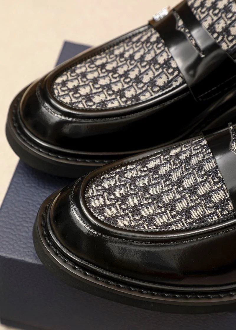 Bold Christian Dior Business Shoes 22370