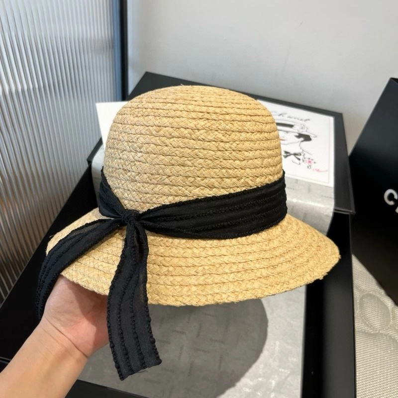 Bold Christian Dior Caps 261465