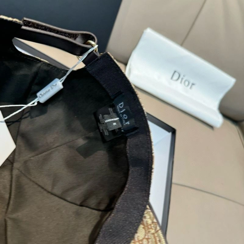 Christian Dior Caps TravelReady 261460