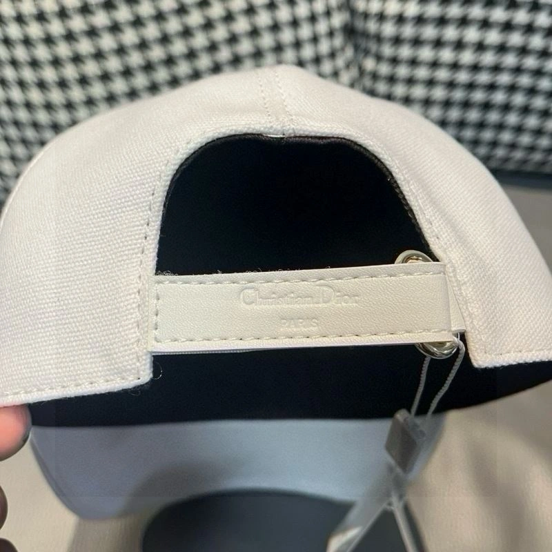 SoftTouch Christian Dior Caps 261463