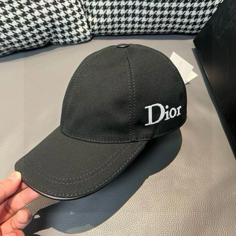 Casual Christian Dior Caps 261467