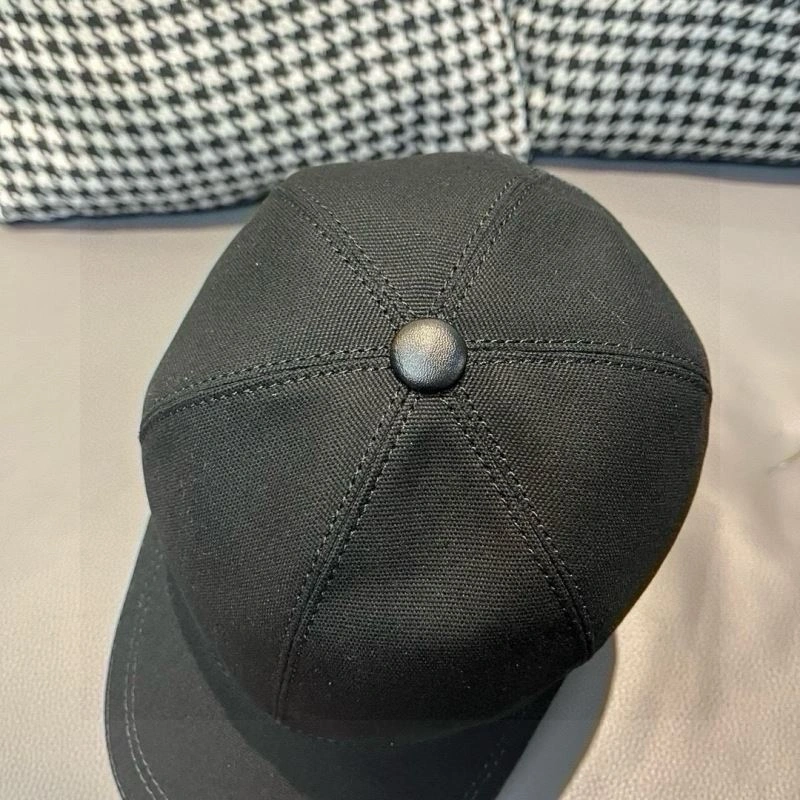 Casual Christian Dior Caps 261467