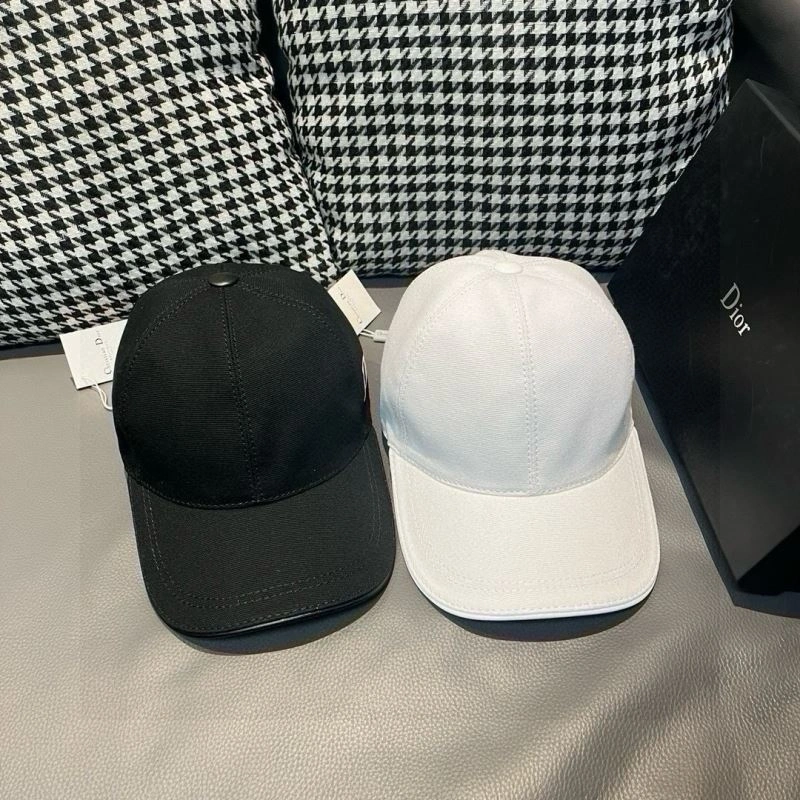 Casual Christian Dior Caps 261467