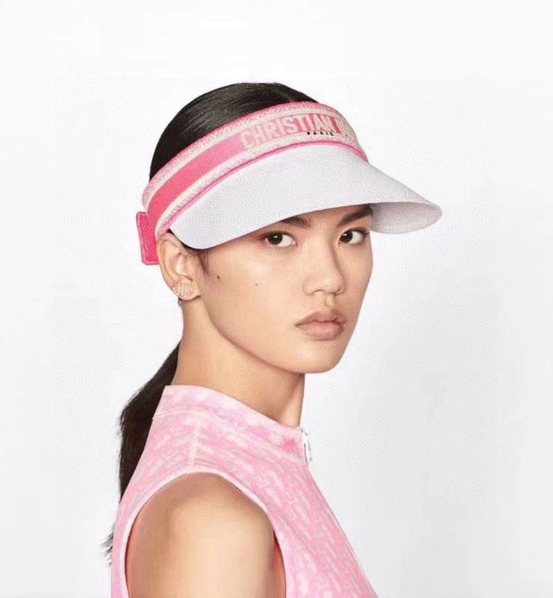 Christian Dior Caps WellDesigned 261457