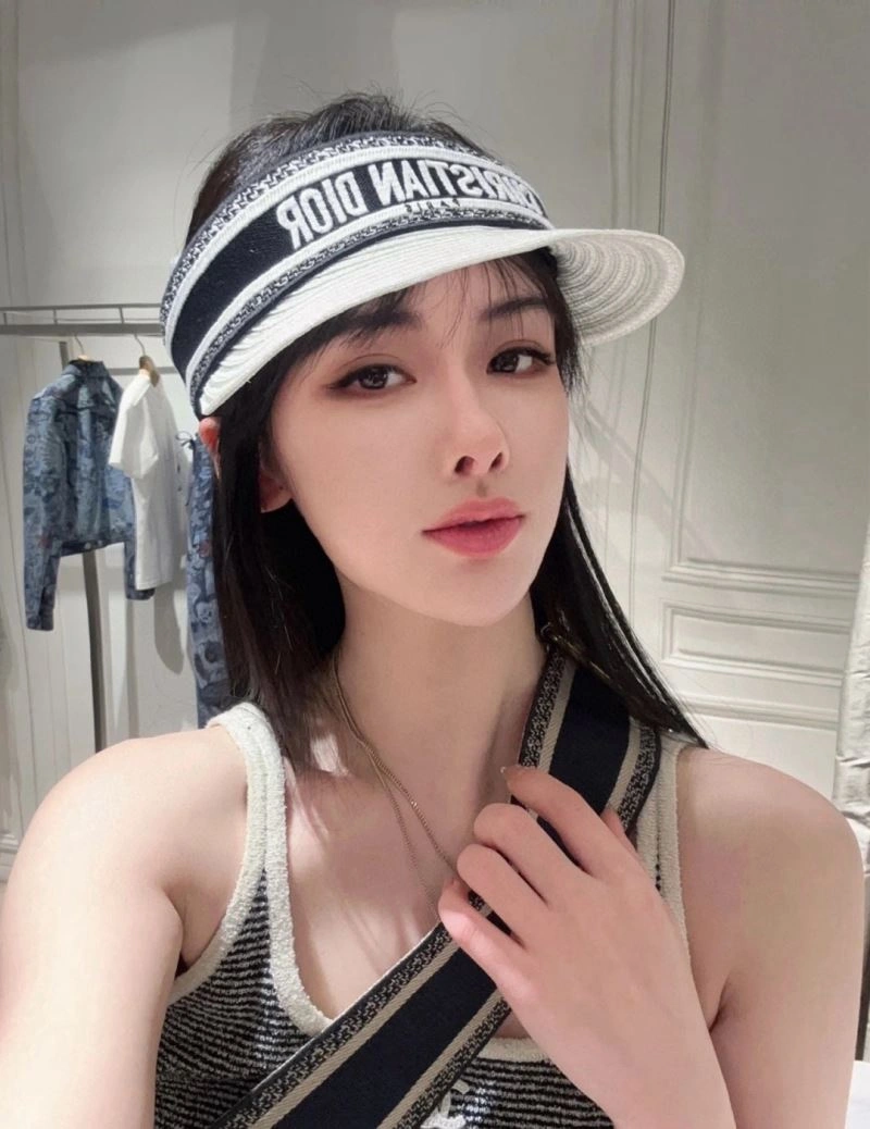 Christian Dior Caps UrbanChic 261464