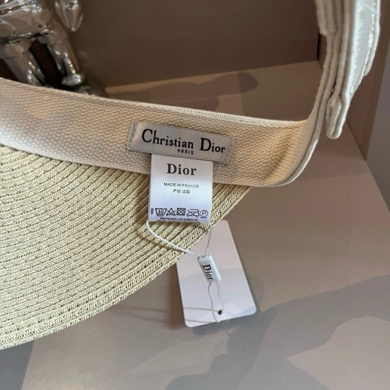 SmoothTexture Christian Dior Caps 261462