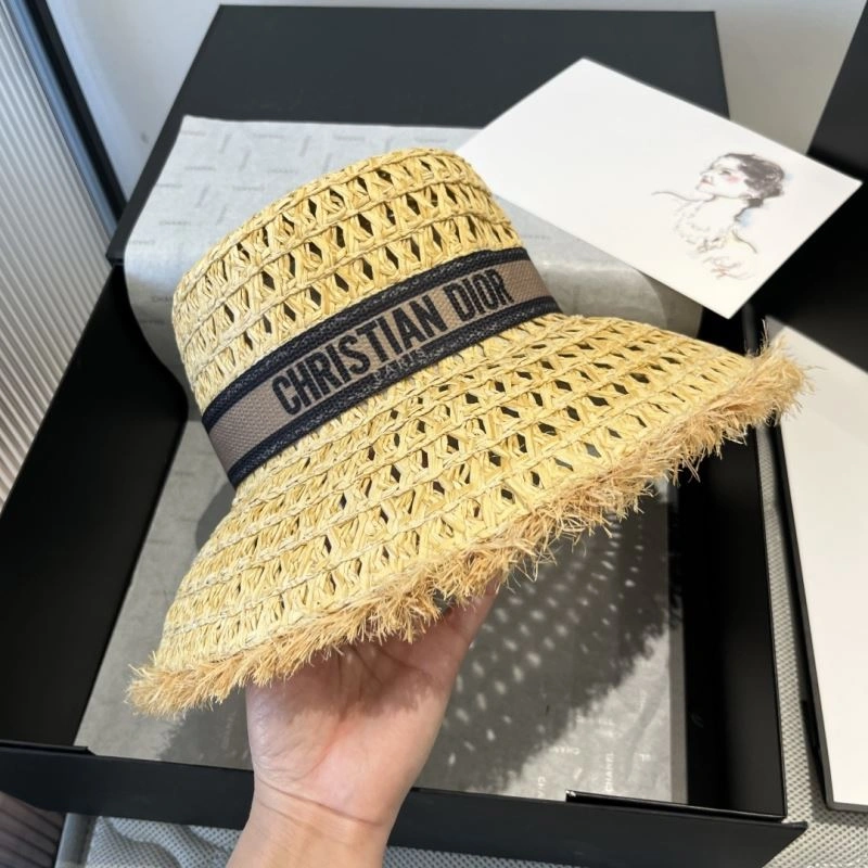 EyeCatching Christian Dior Caps 261478