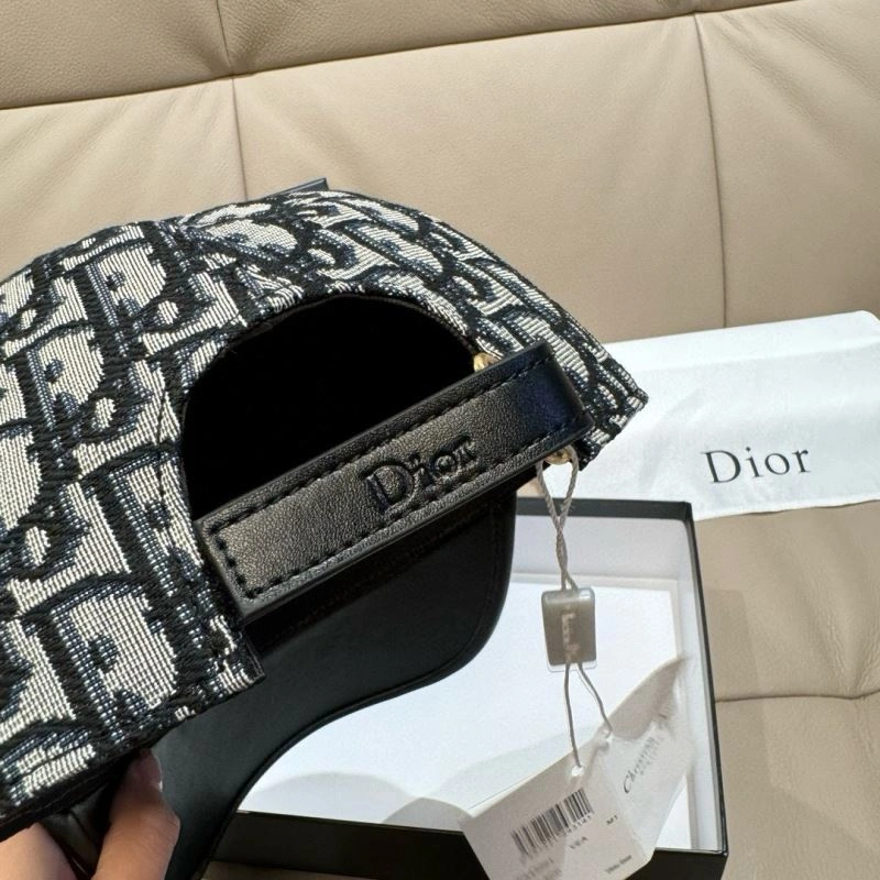 NewStyle Christian Dior Caps 261455