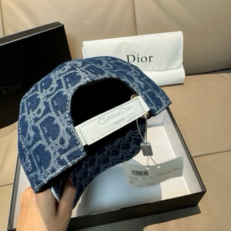 BestValue Christian Dior Caps 261449