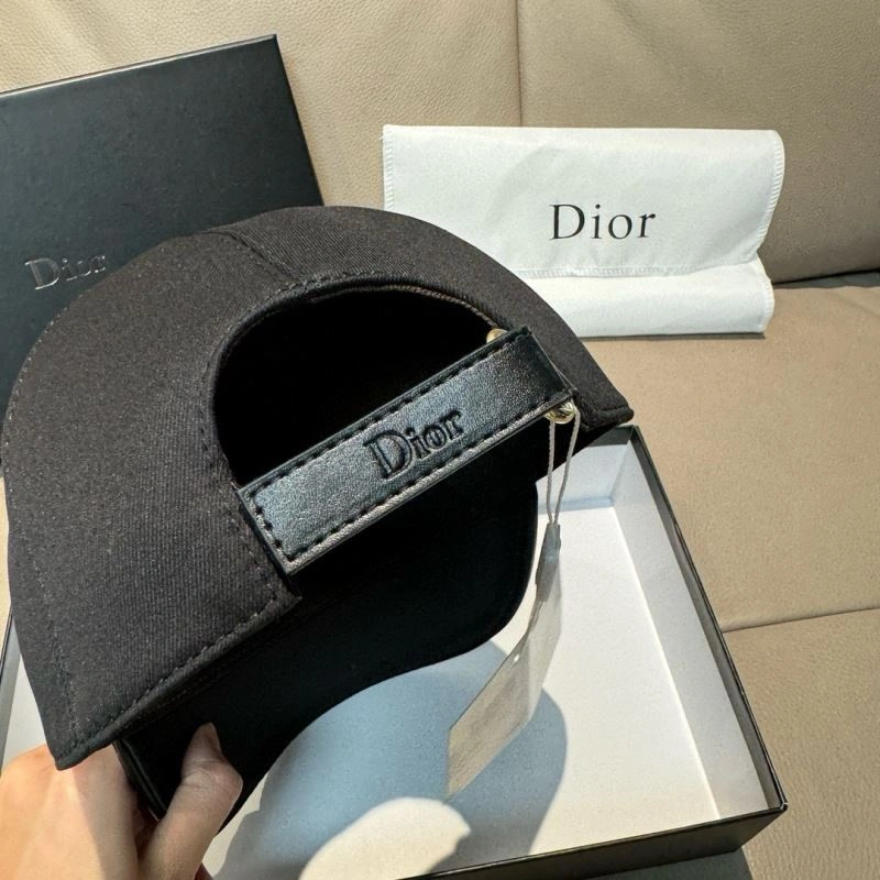 Tailored Christian Dior Caps 261444