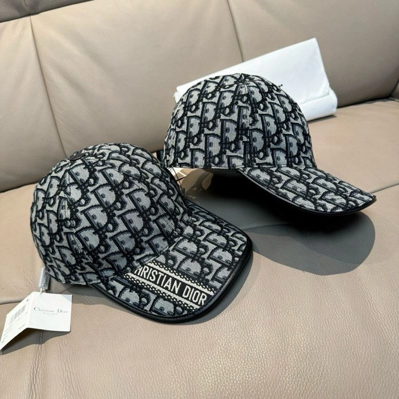 Christian Dior Caps Sophisticated 261440