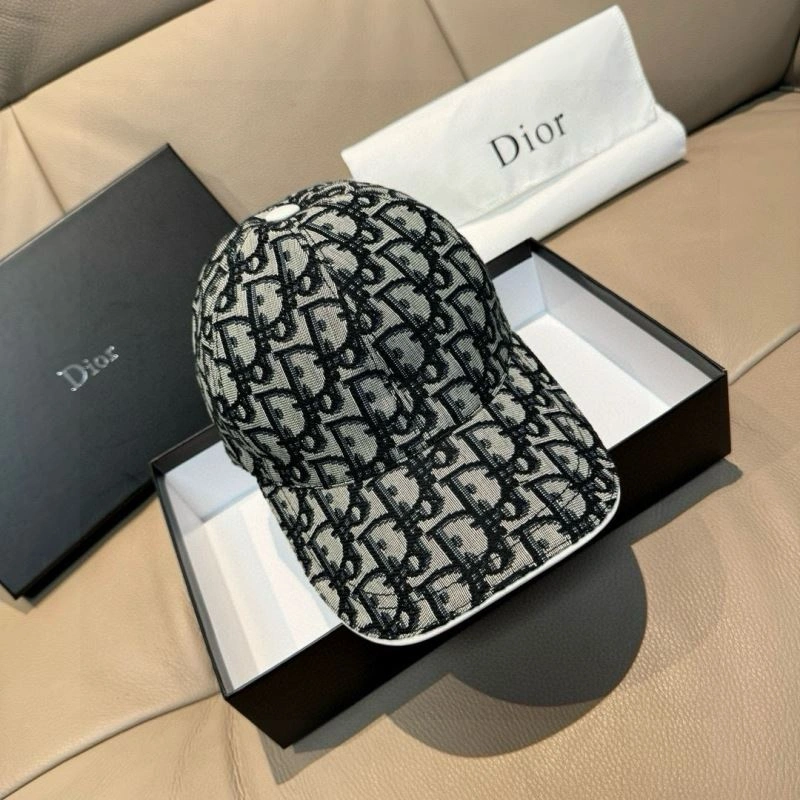 Functional Christian Dior Caps 261441