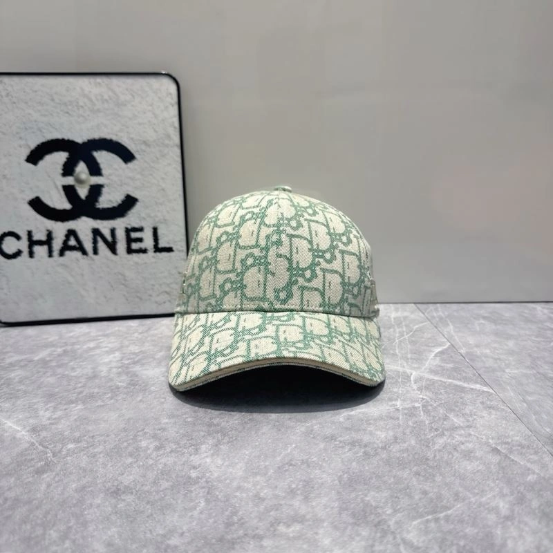 Effortless Christian Dior Caps 259553