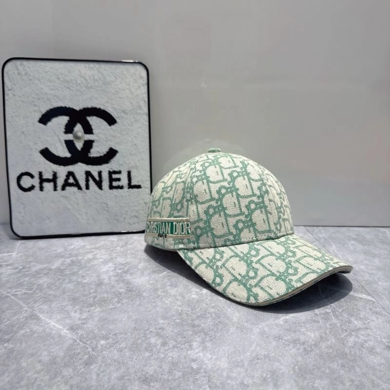 Effortless Christian Dior Caps 259553