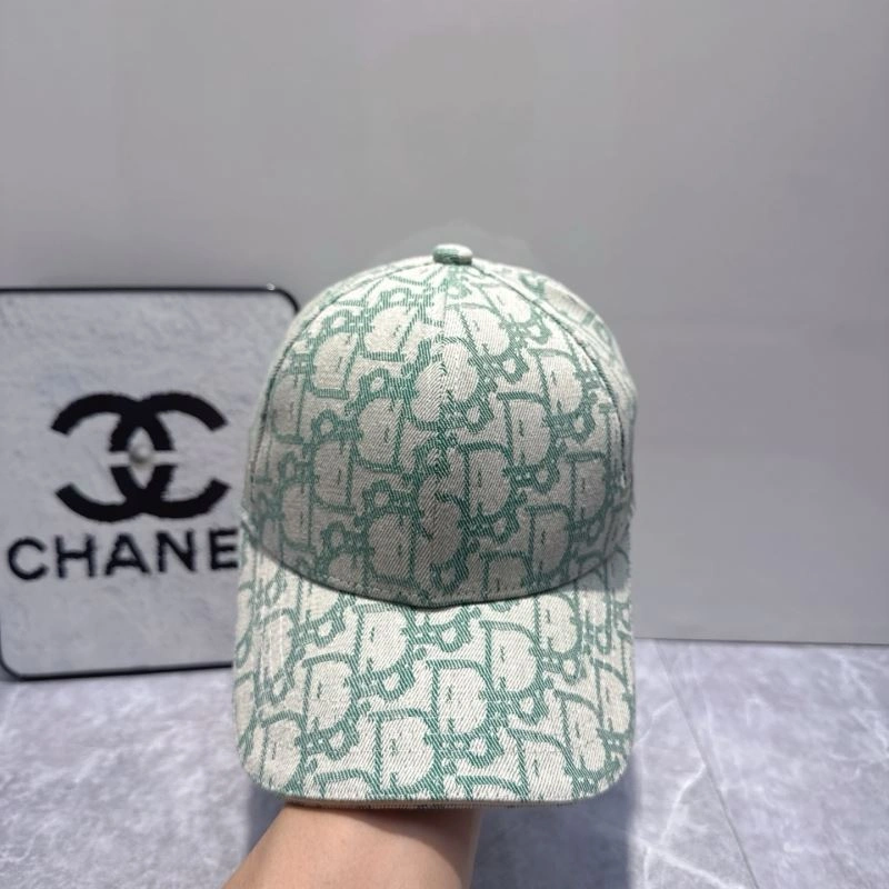 Effortless Christian Dior Caps 259553