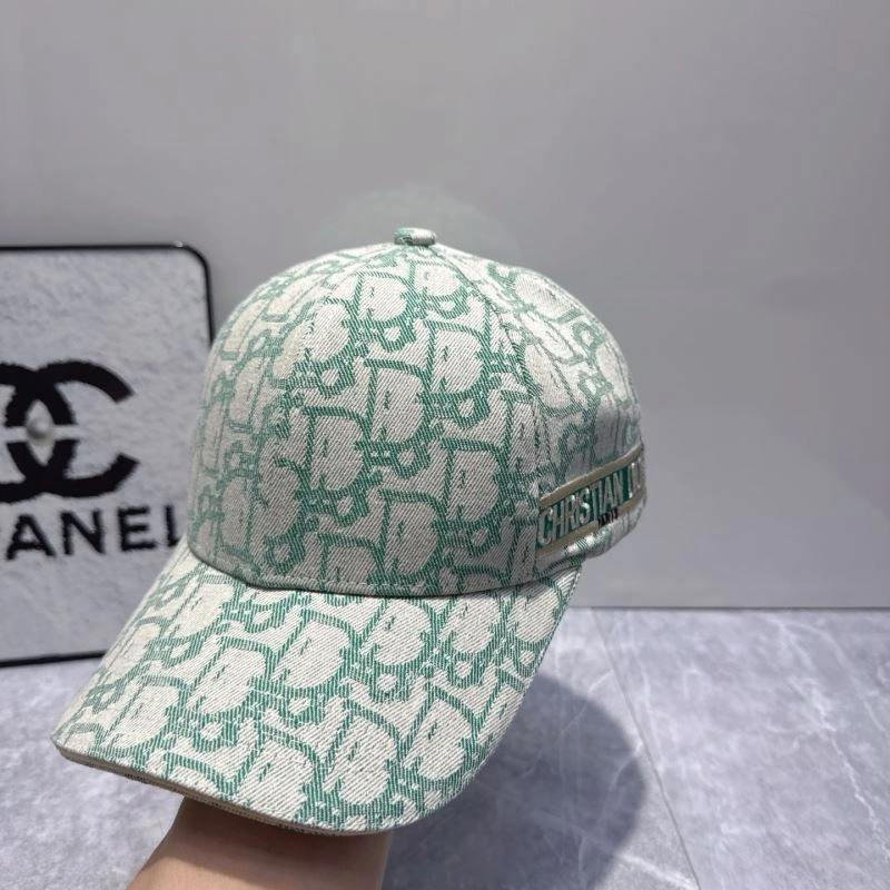 Effortless Christian Dior Caps 259553