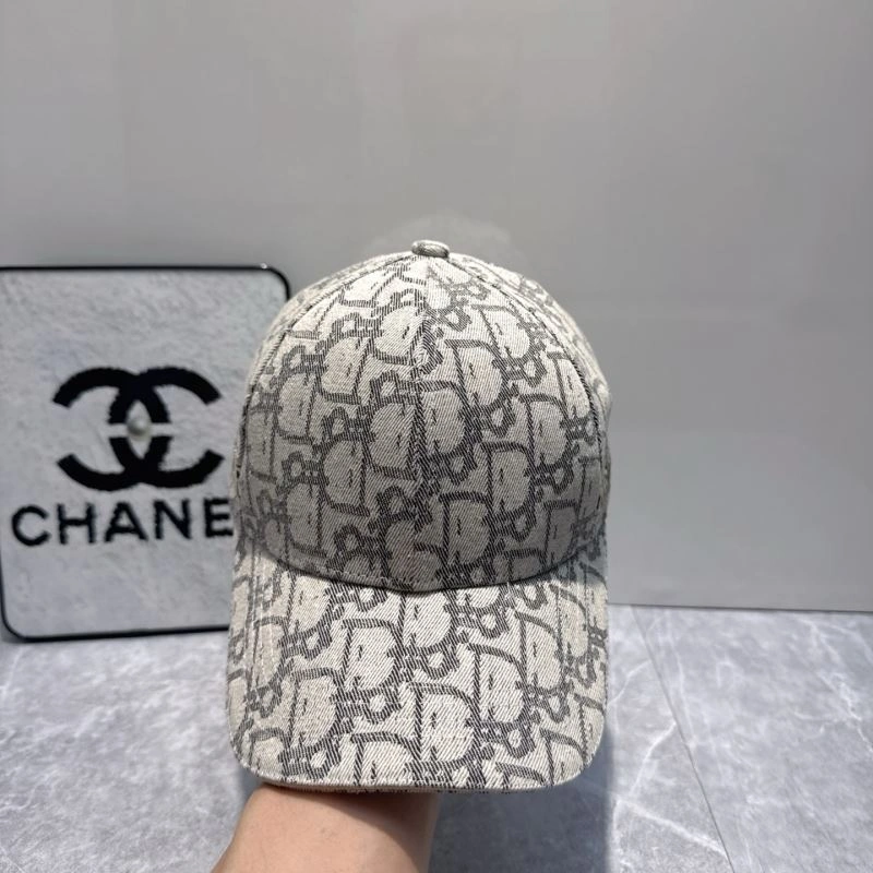 Christian Dior Caps Stylish 259559